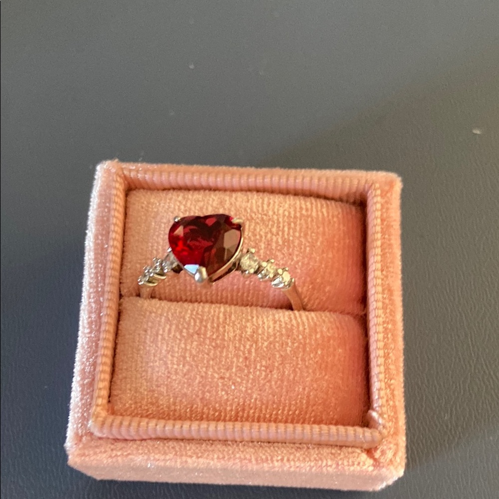 Bomb party sterling silver Elegant Red Heart Ring